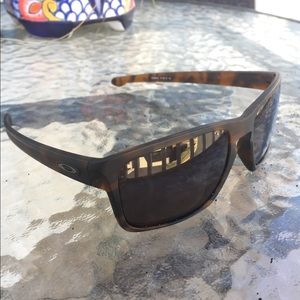OAKLEY SLIVER SUNGLASSES